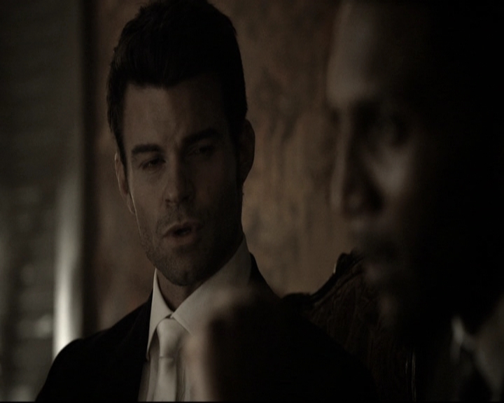 VampireDiariesWorld-dot-nl_TheOriginals-2x03EveryMothersSon1367.jpg