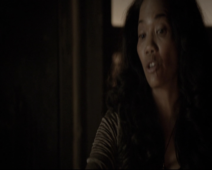 VampireDiariesWorld-dot-nl_TheOriginals-2x03EveryMothersSon1406.jpg