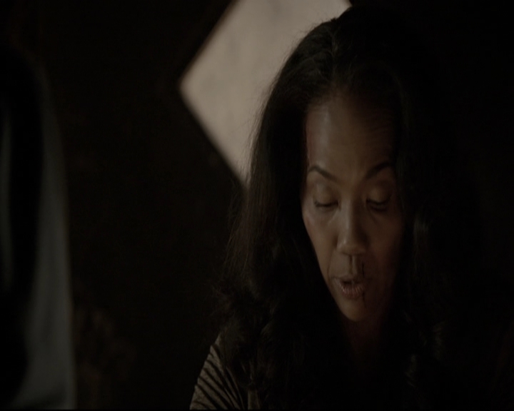 VampireDiariesWorld-dot-nl_TheOriginals-2x03EveryMothersSon1433.jpg