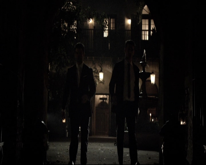 VampireDiariesWorld-dot-nl_TheOriginals-2x03EveryMothersSon1803.jpg