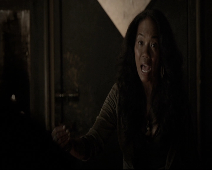 VampireDiariesWorld-dot-nl_TheOriginals-2x03EveryMothersSon1917.jpg