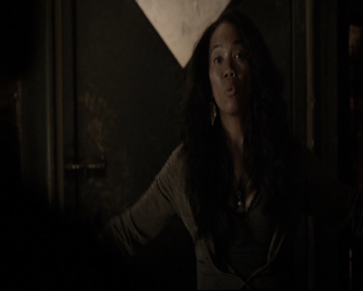 VampireDiariesWorld-dot-nl_TheOriginals-2x03EveryMothersSon1939.jpg