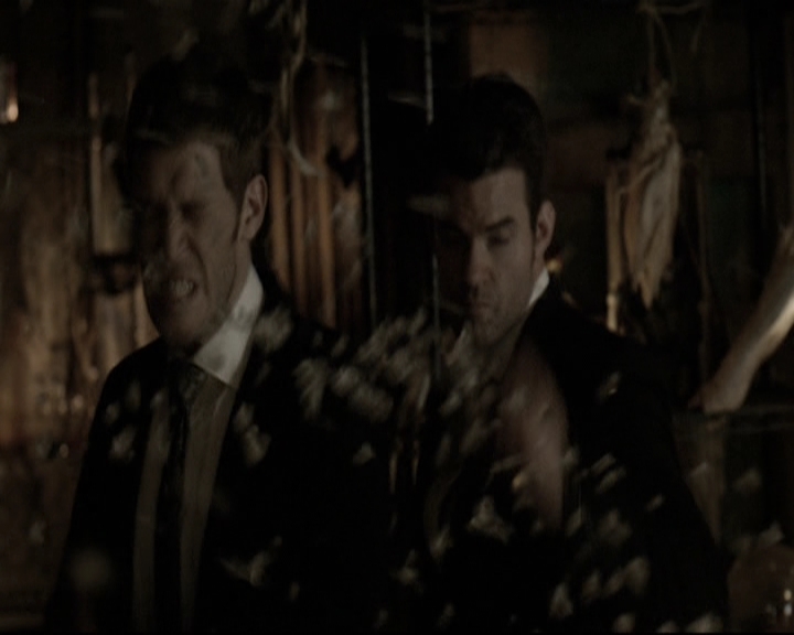 VampireDiariesWorld-dot-nl_TheOriginals-2x03EveryMothersSon1943.jpg