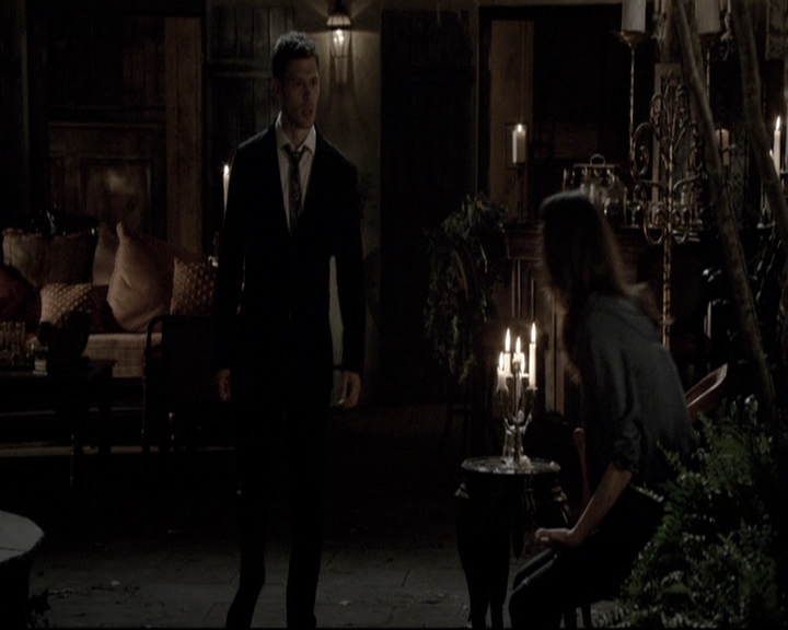 VampireDiariesWorld-dot-nl_TheOriginals-2x03EveryMothersSon1970.jpg