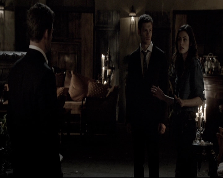 VampireDiariesWorld-dot-nl_TheOriginals-2x03EveryMothersSon1980.jpg