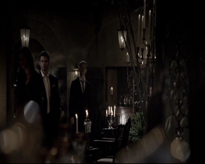 VampireDiariesWorld-dot-nl_TheOriginals-2x03EveryMothersSon1986.jpg