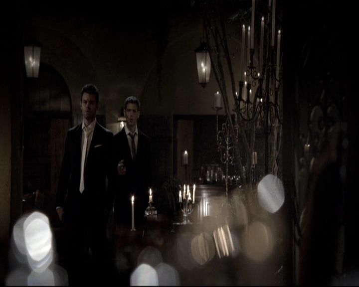 VampireDiariesWorld-dot-nl_TheOriginals-2x03EveryMothersSon1992.jpg