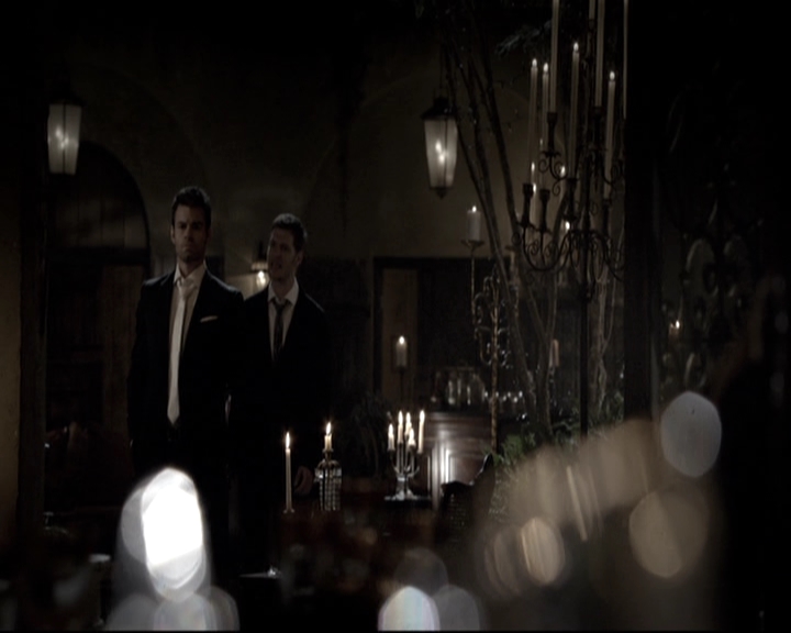 VampireDiariesWorld-dot-nl_TheOriginals-2x03EveryMothersSon1993.jpg