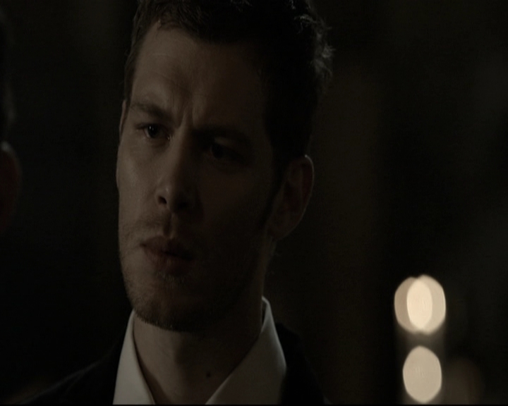 VampireDiariesWorld-dot-nl_TheOriginals-2x03EveryMothersSon2010.jpg