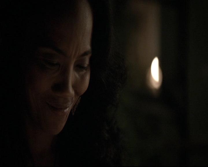 VampireDiariesWorld-dot-nl_TheOriginals-2x03EveryMothersSon2223.jpg