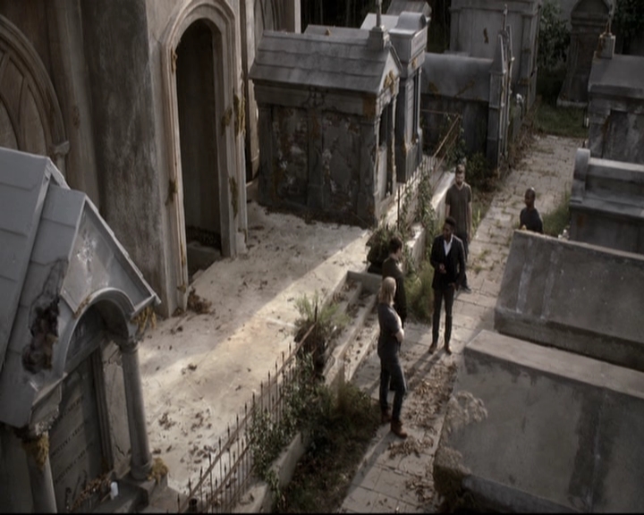 VampireDiariesWorld-dot-nl_TheOriginals-2x04LiveAndLetDie0607.jpg