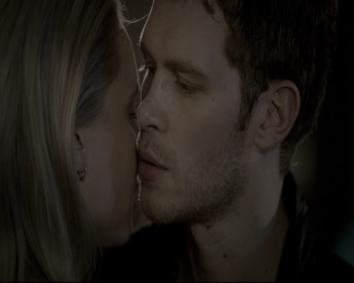 VampireDiariesWorld-dot-nl_TheOriginals-2x04LiveAndLetDie1168.jpg