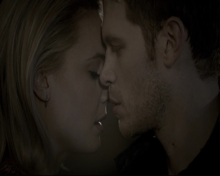 VampireDiariesWorld-dot-nl_TheOriginals-2x04LiveAndLetDie1170.jpg