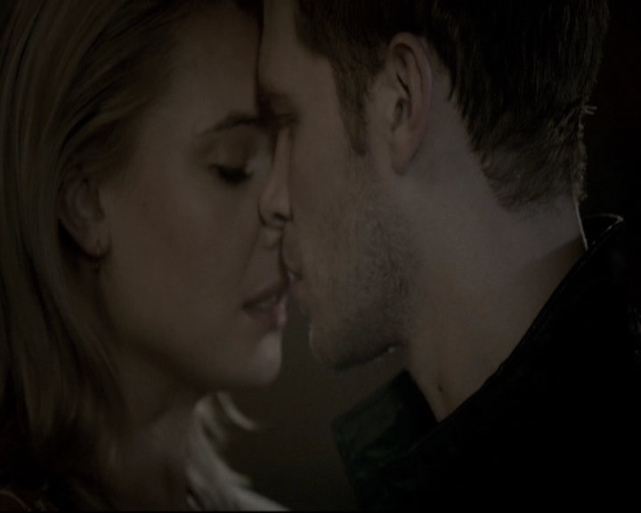 VampireDiariesWorld-dot-nl_TheOriginals-2x04LiveAndLetDie1172.jpg