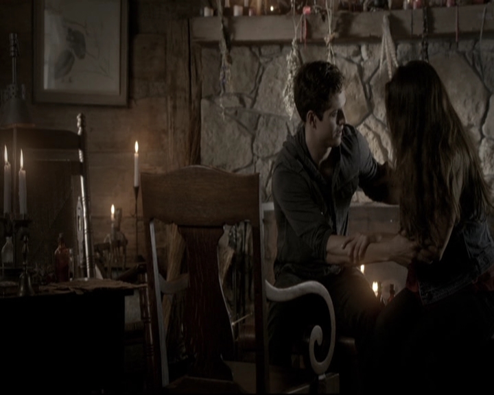 VampireDiariesWorld-dot-nl_TheOriginals-2x04LiveAndLetDie1215.jpg