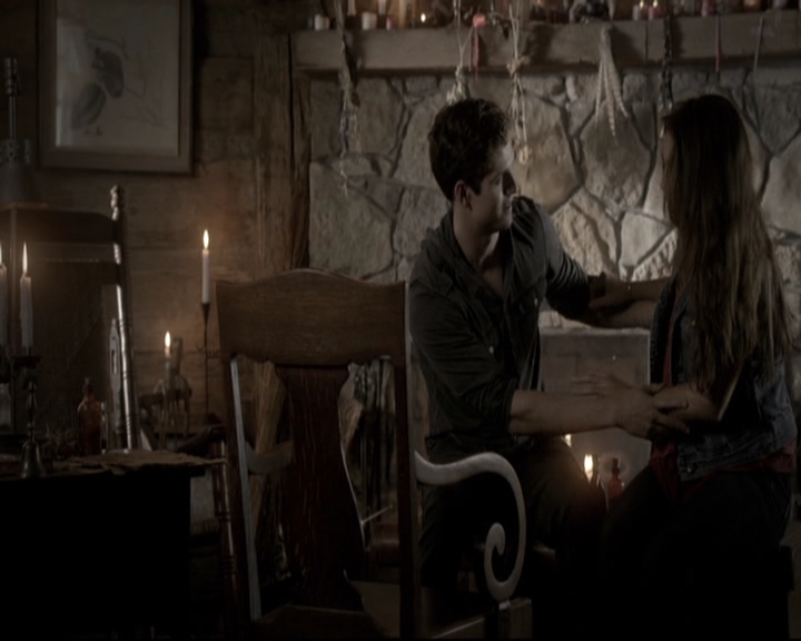 VampireDiariesWorld-dot-nl_TheOriginals-2x04LiveAndLetDie1216.jpg