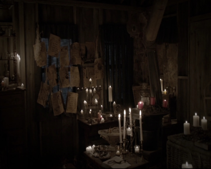 VampireDiariesWorld-dot-nl_TheOriginals-2x04LiveAndLetDie1352.jpg