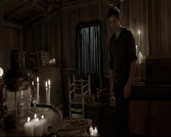 VampireDiariesWorld-dot-nl_TheOriginals-2x04LiveAndLetDie1376.jpg