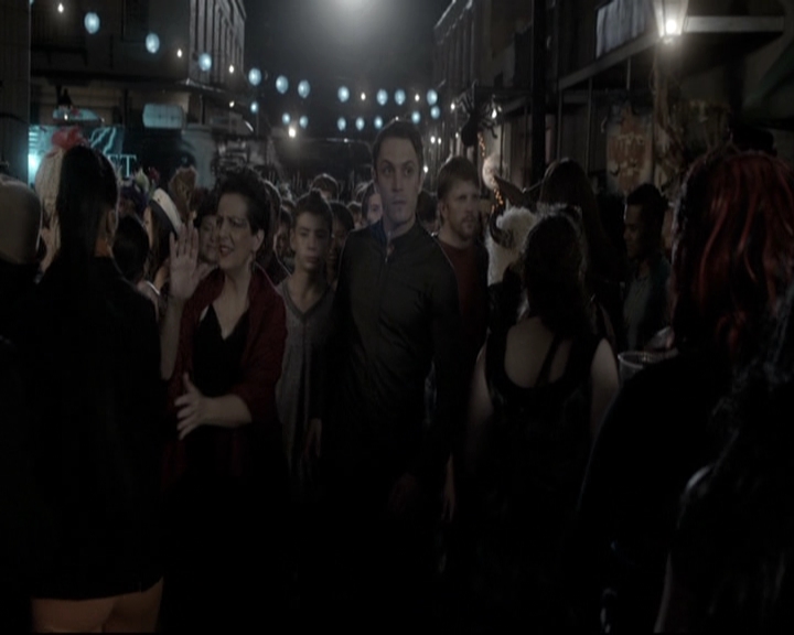 VampireDiariesWorld-dot-nl_TheOriginals-2x04LiveAndLetDie1429.jpg