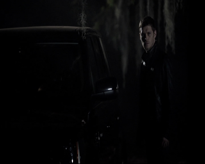 VampireDiariesWorld-dot-nl_TheOriginals-2x04LiveAndLetDie1720.jpg