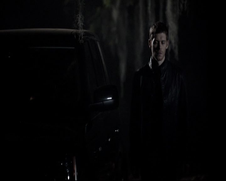 VampireDiariesWorld-dot-nl_TheOriginals-2x04LiveAndLetDie1721.jpg