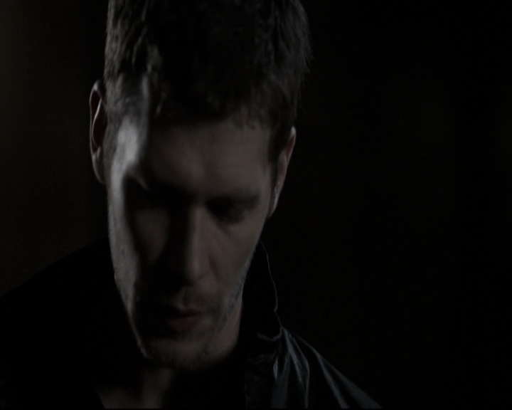 VampireDiariesWorld-dot-nl_TheOriginals-2x04LiveAndLetDie1941.jpg