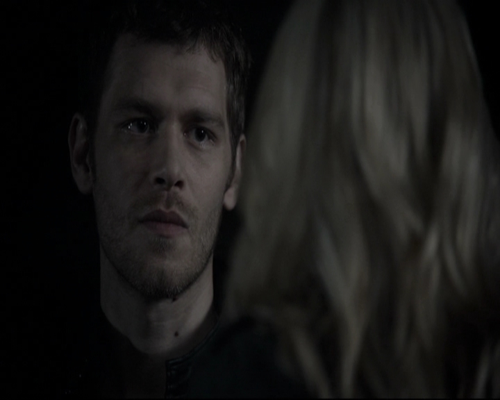 VampireDiariesWorld-dot-nl_TheOriginals-2x04LiveAndLetDie1983.jpg