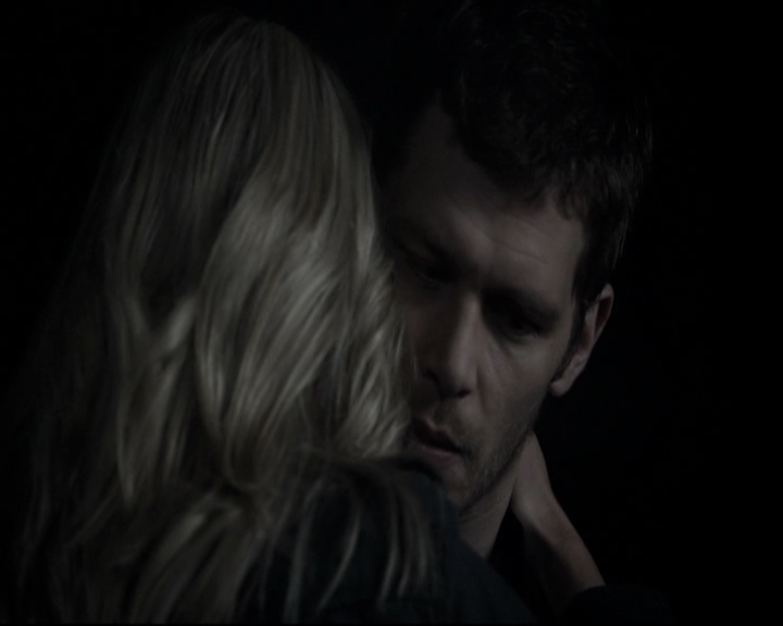 VampireDiariesWorld-dot-nl_TheOriginals-2x04LiveAndLetDie2000.jpg