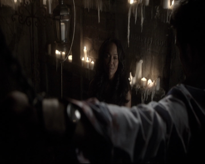 VampireDiariesWorld-dot-nl_TheOriginals-2x04LiveAndLetDie2257.jpg