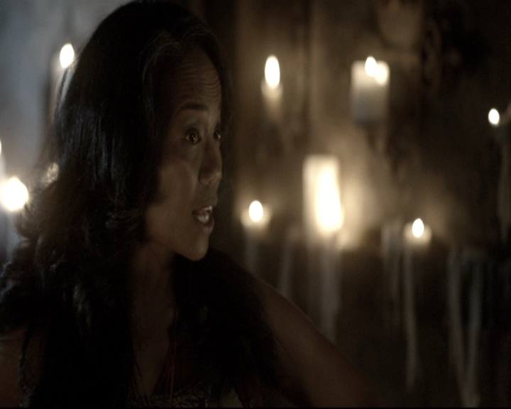 VampireDiariesWorld-dot-nl_TheOriginals-2x05RedDoor0102.jpg