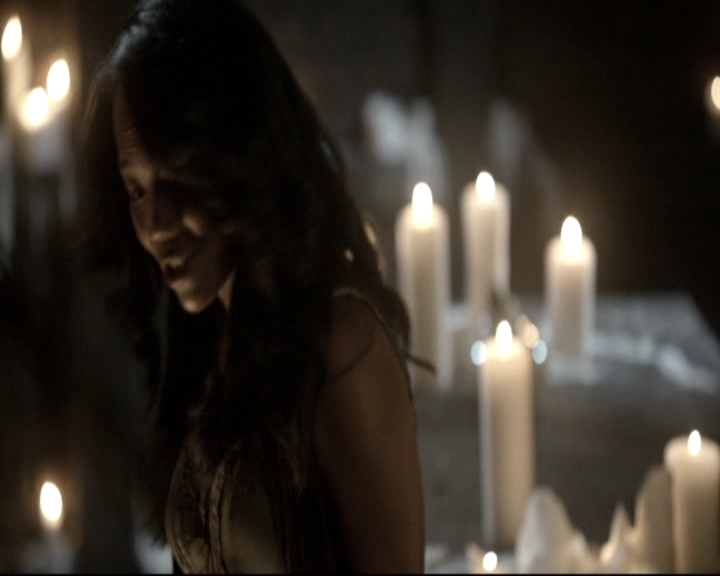 VampireDiariesWorld-dot-nl_TheOriginals-2x05RedDoor0301.jpg