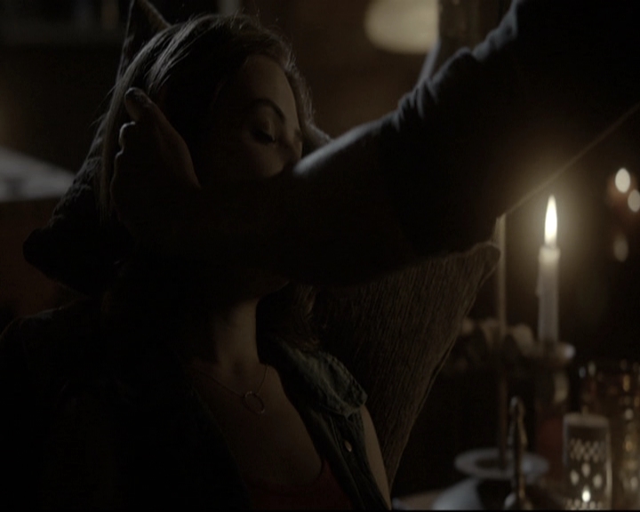 VampireDiariesWorld-dot-nl_TheOriginals-2x05RedDoor0492.jpg