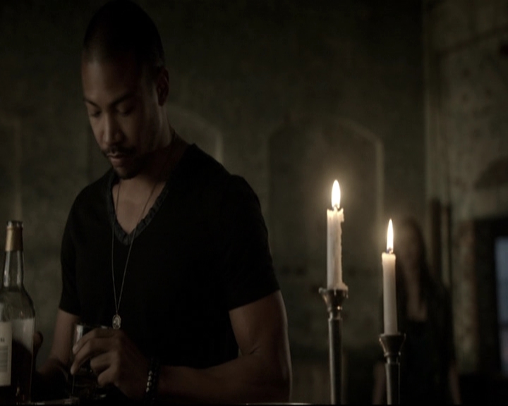 VampireDiariesWorld-dot-nl_TheOriginals-2x05RedDoor0757.jpg