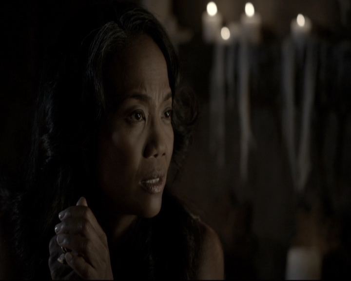 VampireDiariesWorld-dot-nl_TheOriginals-2x05RedDoor0821.jpg