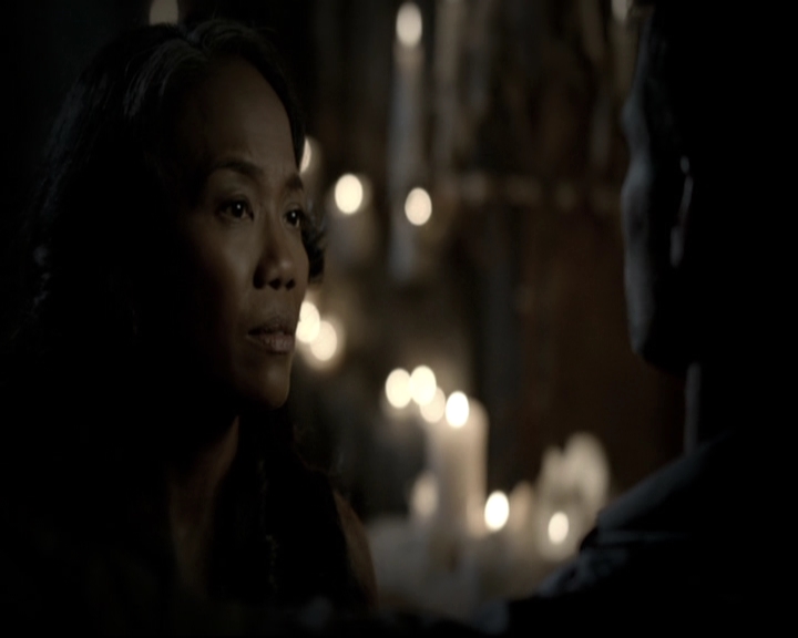 VampireDiariesWorld-dot-nl_TheOriginals-2x05RedDoor1044.jpg