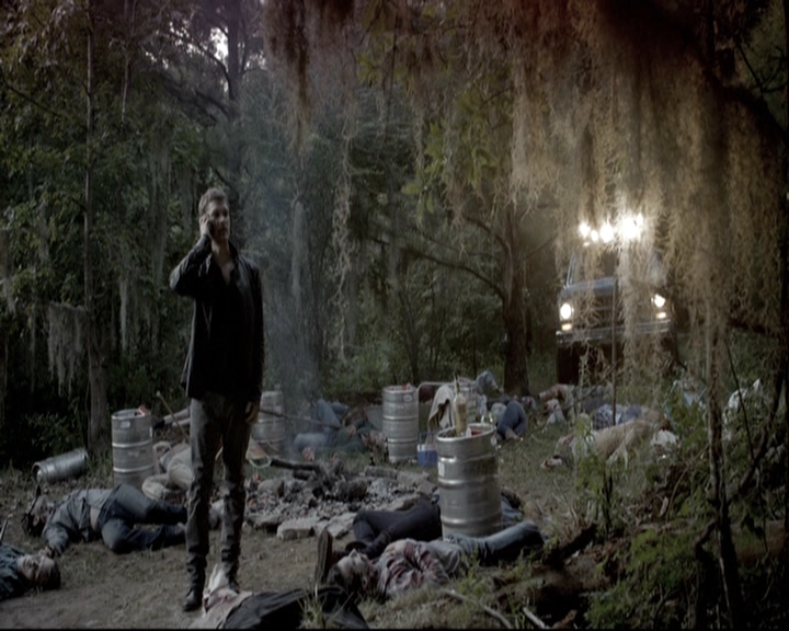 VampireDiariesWorld-dot-nl_TheOriginals-2x05RedDoor1334.jpg