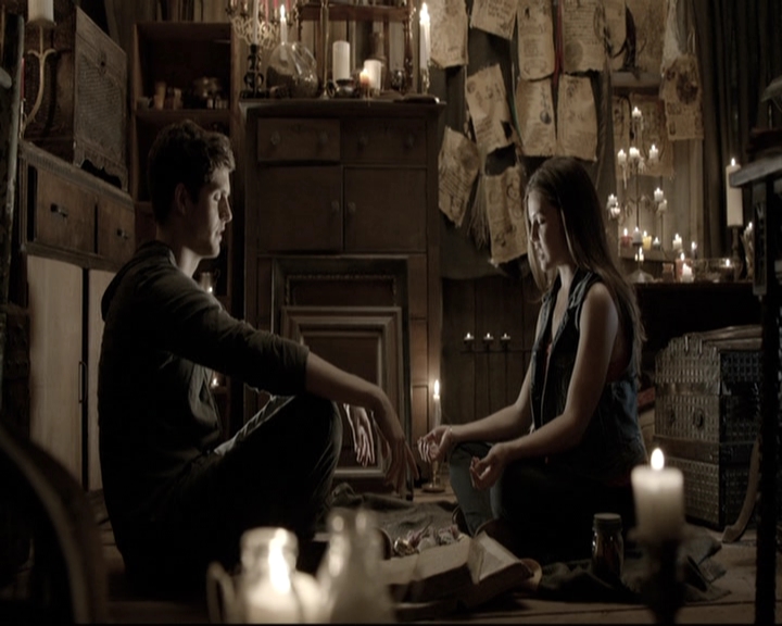 VampireDiariesWorld-dot-nl_TheOriginals-2x05RedDoor1367.jpg