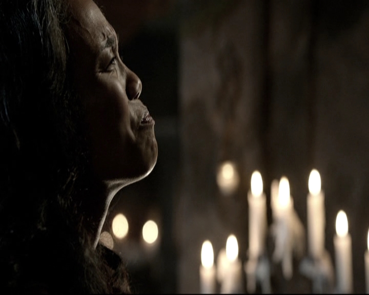 VampireDiariesWorld-dot-nl_TheOriginals-2x05RedDoor1570.jpg