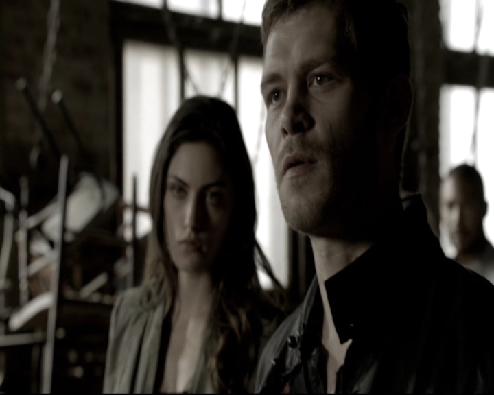 VampireDiariesWorld-dot-nl_TheOriginals-2x05RedDoor1890.jpg