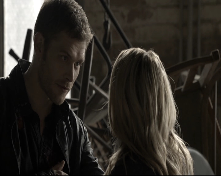 VampireDiariesWorld-dot-nl_TheOriginals-2x05RedDoor2004.jpg