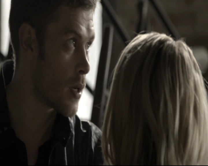 VampireDiariesWorld-dot-nl_TheOriginals-2x05RedDoor2012.jpg