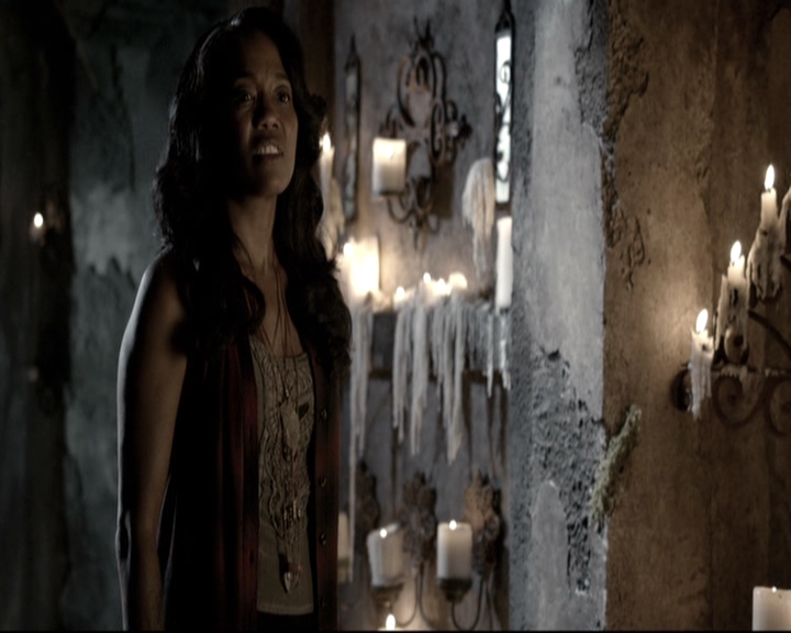 VampireDiariesWorld-dot-nl_TheOriginals-2x05RedDoor2052.jpg