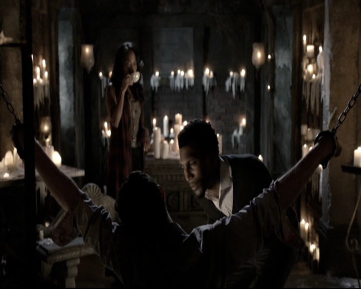 VampireDiariesWorld-dot-nl_TheOriginals-2x05RedDoor2150.jpg