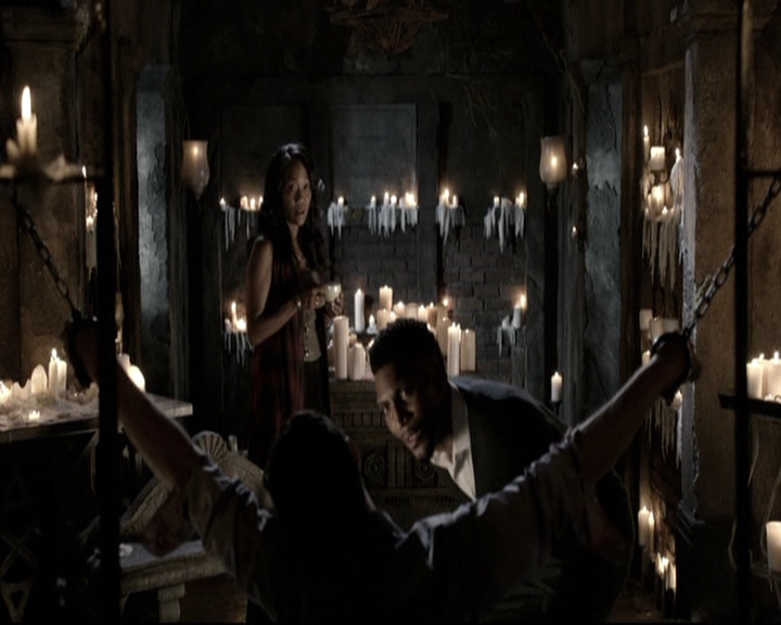 VampireDiariesWorld-dot-nl_TheOriginals-2x05RedDoor2152.jpg