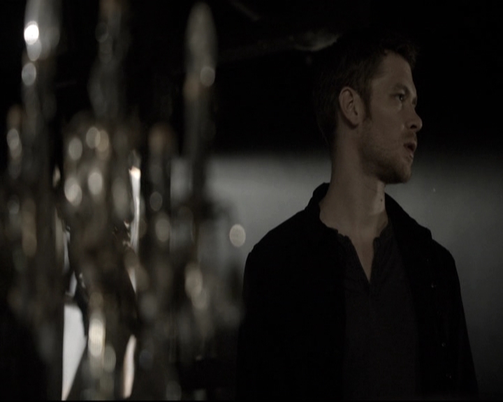 VampireDiariesWorld_dot_nl-TheOriginals_2x06WheelInsidetheWheel0503.jpg