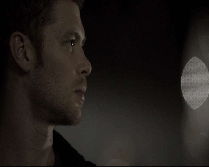 VampireDiariesWorld_dot_nl-TheOriginals_2x06WheelInsidetheWheel0516.jpg