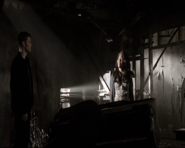 VampireDiariesWorld_dot_nl-TheOriginals_2x06WheelInsidetheWheel0571.jpg