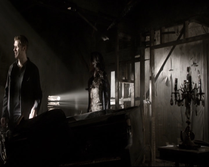 VampireDiariesWorld_dot_nl-TheOriginals_2x06WheelInsidetheWheel0689.jpg