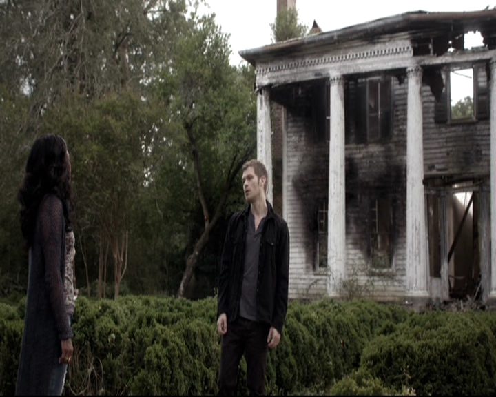 VampireDiariesWorld_dot_nl-TheOriginals_2x06WheelInsidetheWheel1049.jpg