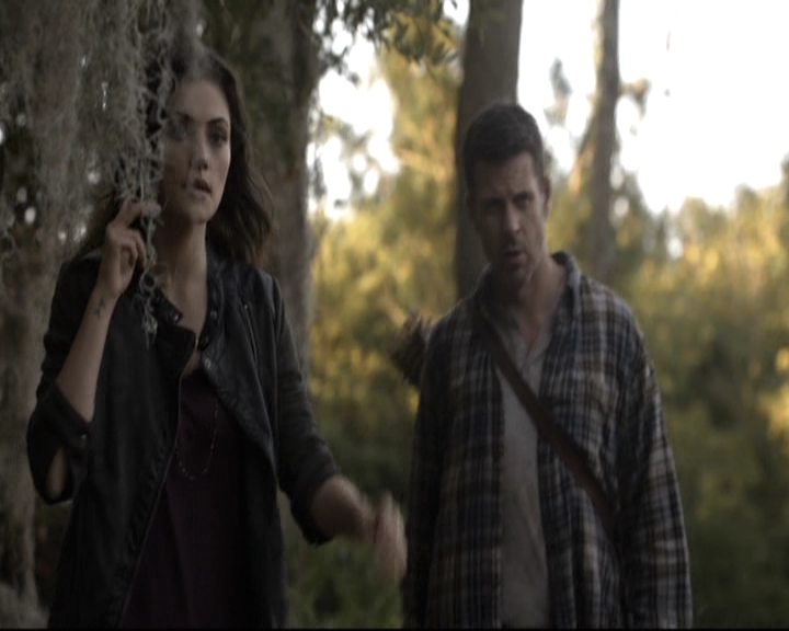 VampireDiariesWorld_dot_nl-TheOriginals_2x06WheelInsidetheWheel1103.jpg